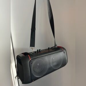 MaxPower MPD421 Bluetooth Karaoke Boombox Speaker with Mic & Charger - EUC